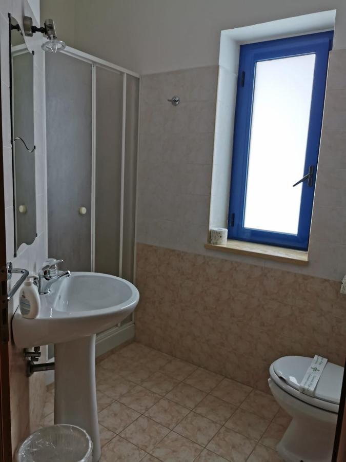Beach Hotel ديامنتي المظهر الخارجي الصورة